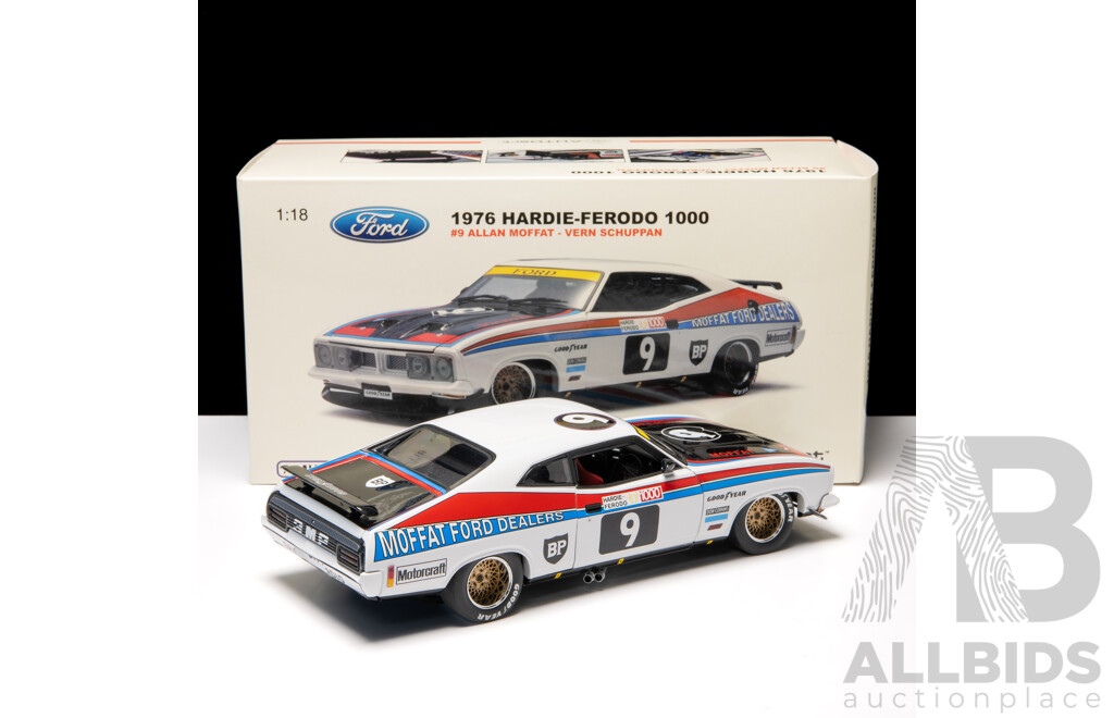 AUTOart 1976 Ford XB Falcon GT Coupe #9 Hardie Ferodo 1000 Allan Moffat & Vern Schuppan 151/3000 1:18 Scale Model Car - Signed COA Included
