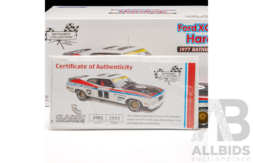 Classic Carlectables 1977 Ford XC Falcon Hardtop Bathurst Winner #1 961/3900 1:18 Scale Model Car - COA Included