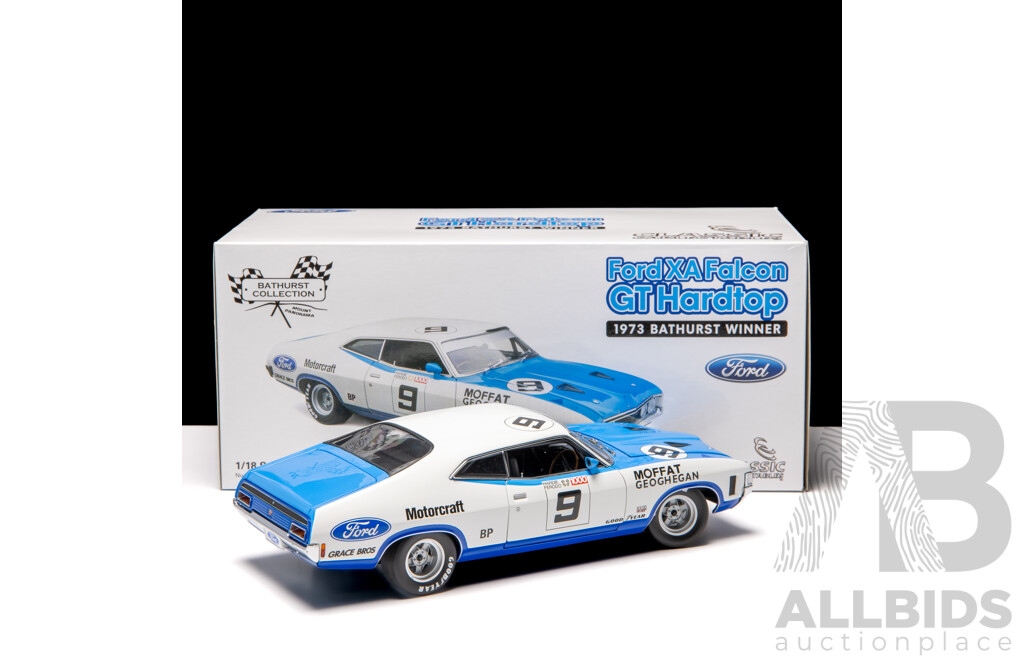 Classic Carlectables 1973 Ford XA Falcon GT Hardtop Bathurst Winner Moffat & Geoghegan #9 White 2581/4800 1:18 Scale Model Car - COA Included