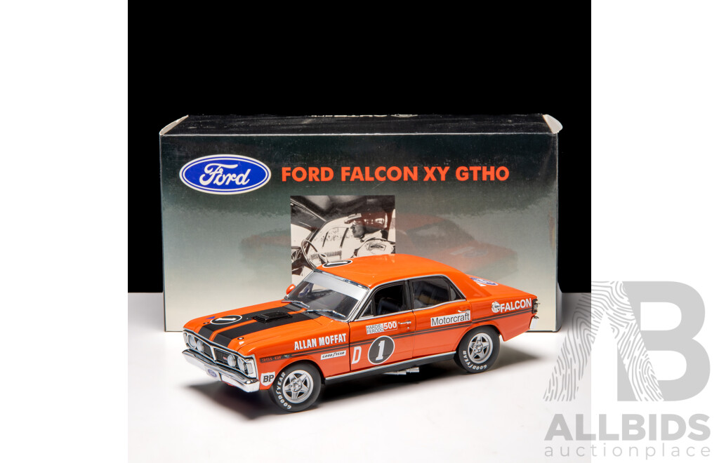 AUTOart 1972 Ford XY Falcon GT-HO Hardie Ferodo 500 #1 Allan Moffat Vermillion Fire 5408/6000 1:18 Scale Model Car - Signed COA Included