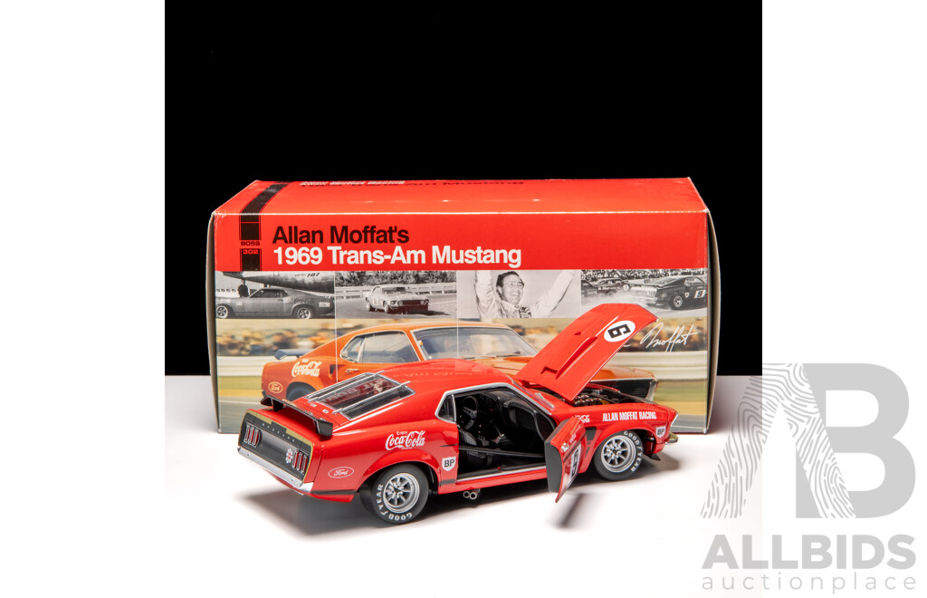 Welly 1969 Ford Mustang Trans-Am Boss 302 #9 Coca-Cola Red Allan Moffat 1:18 Scale Model Car - COA Included