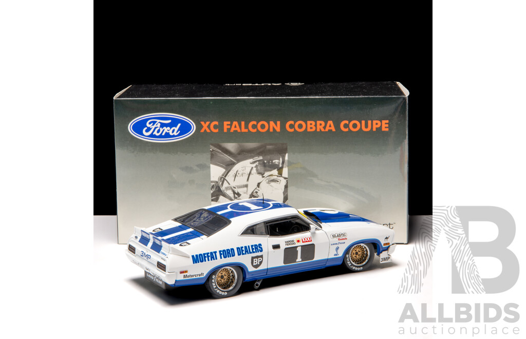 AUTOart 1978 Ford XC Falcon Cobra Coupe Hardie Ferodo 1000 Allan Moffat & Jackie Ickx #1 White / Blue 4497/6000 1:18 Scale Model Car - Signed COA Included