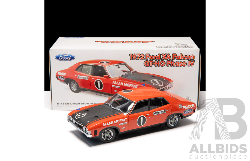 Classic Carlectables 1972 Ford XA Falcon GT-HO Phase IV Allan Moffat #1 Red Pepper 2748/5000 1:18 Scale Model Car - COA Included