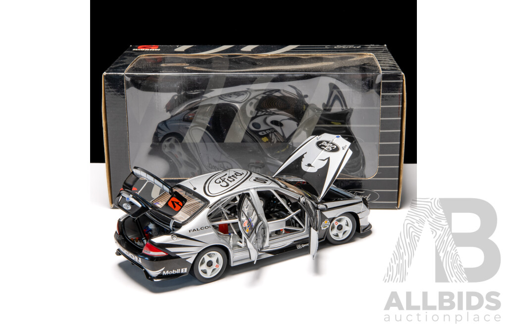 Biante 2001 Ford AU Falcon XR8 V8 Supercar Green Eye Monster Bathurst #00 Lowndes & Crompton 5216/10000 1:18 Scale Model Car - COA Included