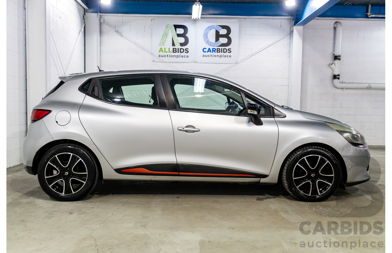 12/2013 Renault Clio Expression X98 5d Hatchback Mercury Grey Metallic Turbo 1.2L