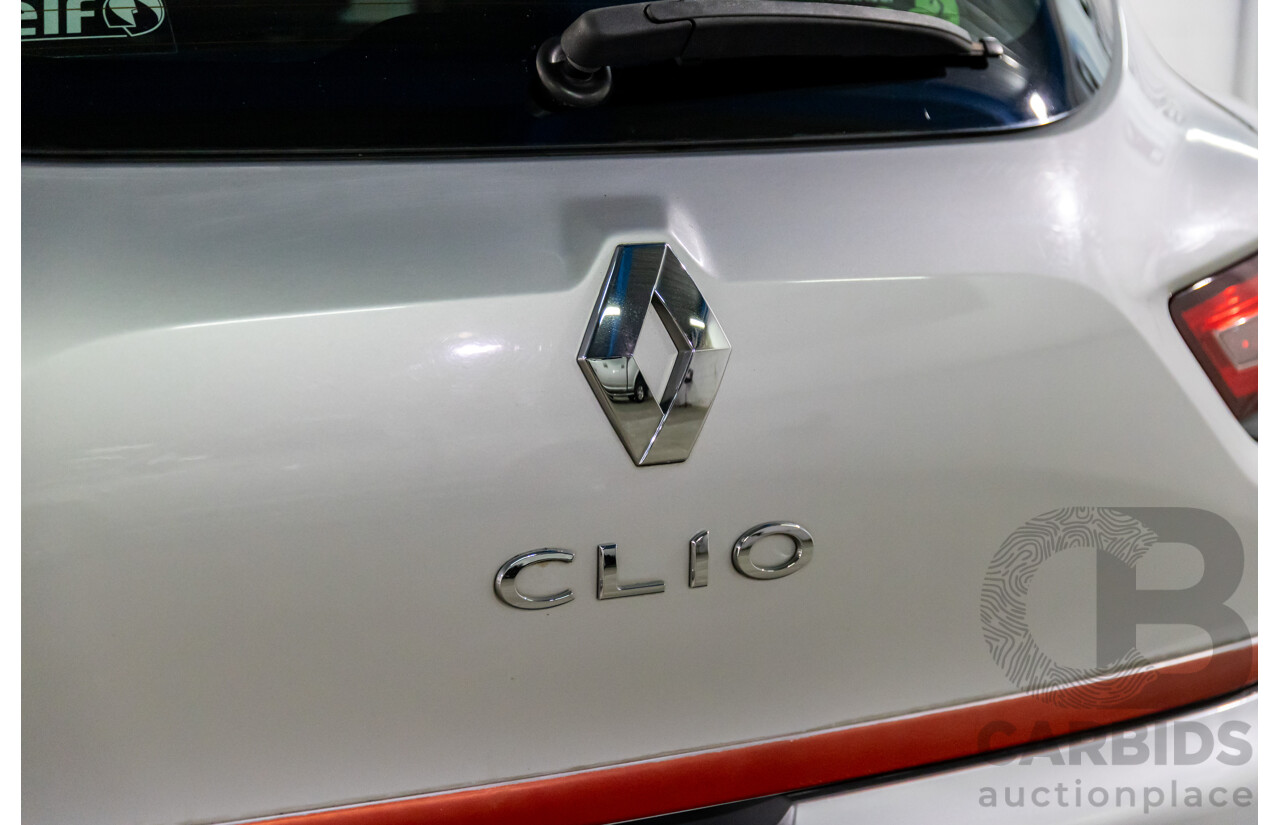 12/2013 Renault Clio Expression X98 5d Hatchback Mercury Grey Metallic Turbo 1.2L
