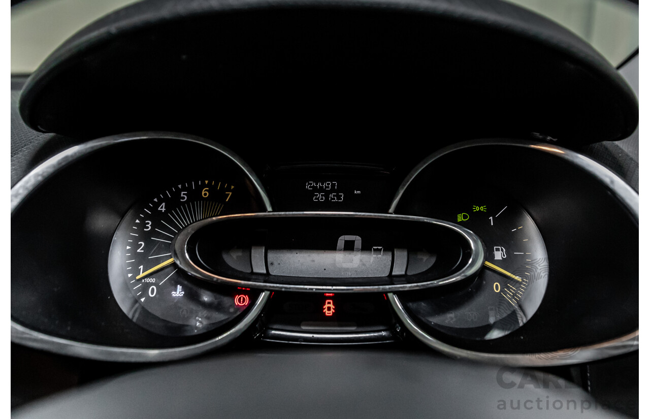 12/2013 Renault Clio Expression X98 5d Hatchback Mercury Grey Metallic Turbo 1.2L