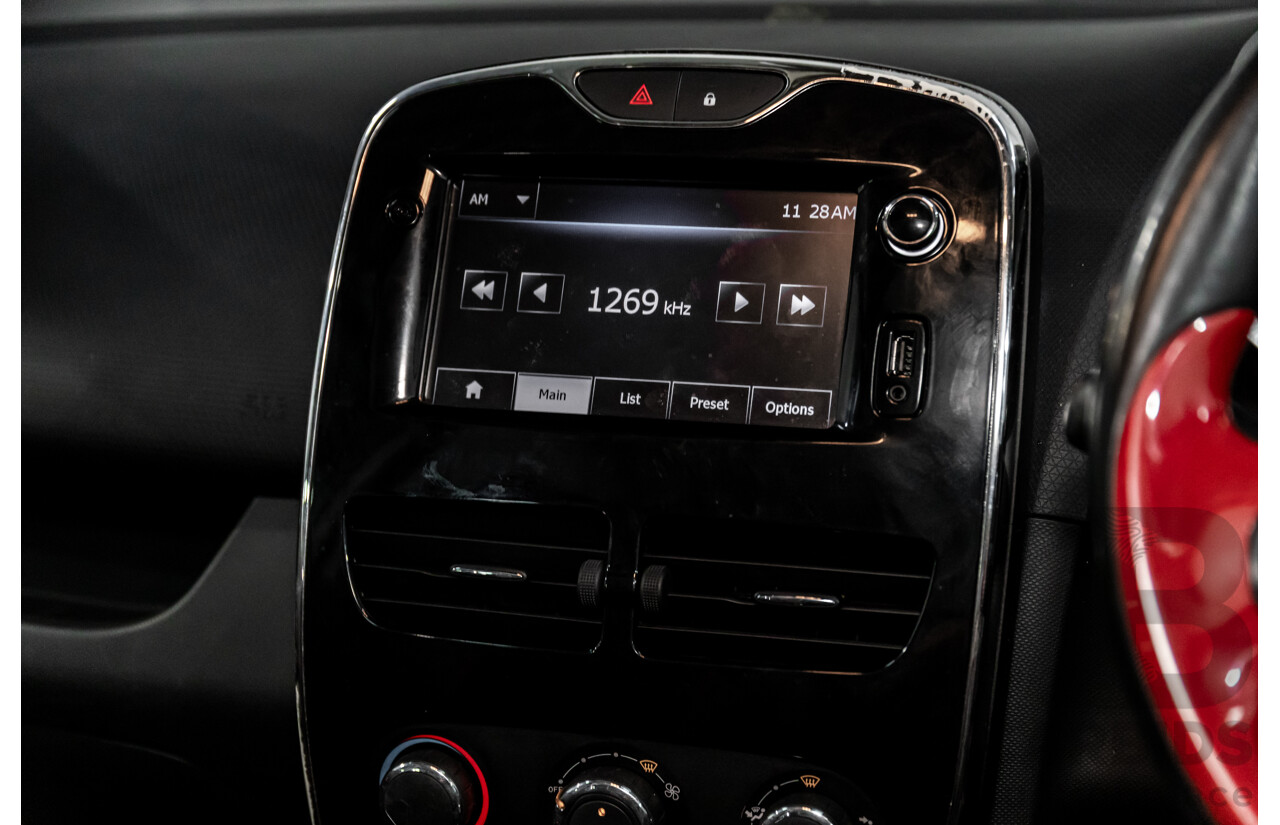 12/2013 Renault Clio Expression X98 5d Hatchback Mercury Grey Metallic Turbo 1.2L