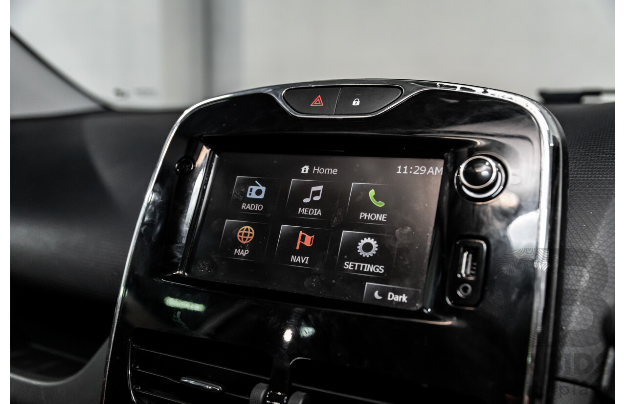 12/2013 Renault Clio Expression X98 5d Hatchback Mercury Grey Metallic Turbo 1.2L