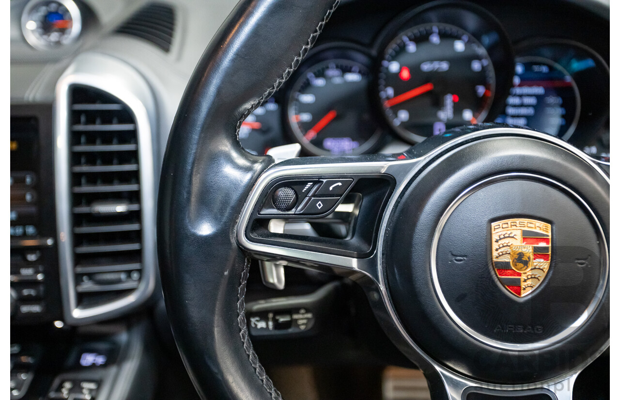 07/2015 Porsche Cayenne GTS (AWD) Series 2 MY16 4D Wagon Jet Black Twin Turbo V6 3.6L