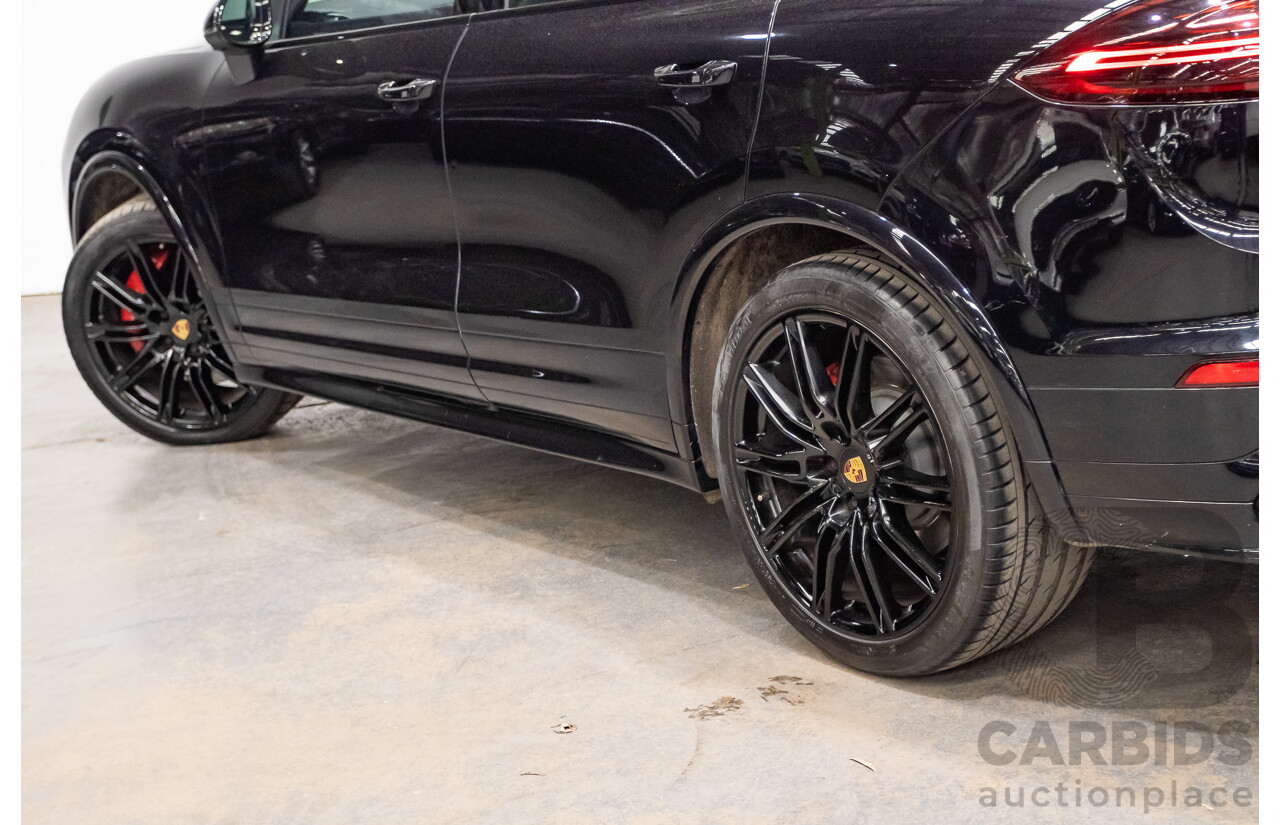 07/2015 Porsche Cayenne GTS (AWD) Series 2 MY16 4D Wagon Jet Black Twin Turbo V6 3.6L