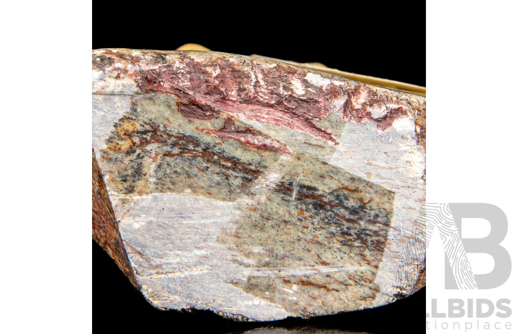 Agrippa Ndongwe Shona Sculpture in Leopard Stone with Gallery Label