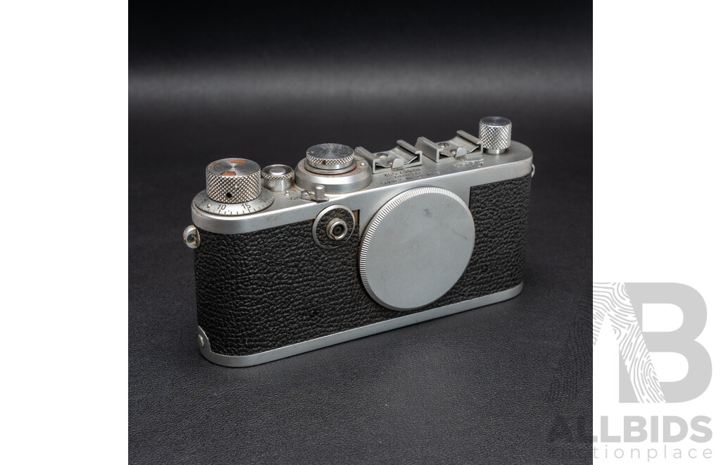 Leica if D.B.P. Ernst Leitz Wetzlar LTM Screw-Mount Red Dial Body (1956) Serial No. 807532