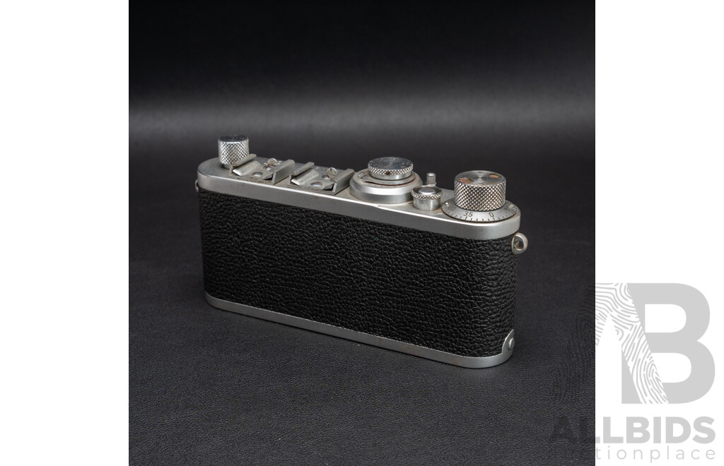 Leica if D.B.P. Ernst Leitz Wetzlar LTM Screw-Mount Red Dial Body (1956) Serial No. 807532