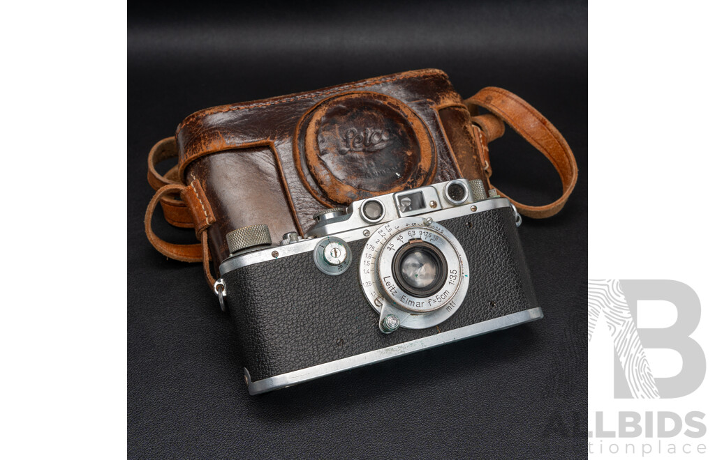 Leica IIIB 35mm LTM Rangefinder Camera Body (Ernst Leitz Wetzlar, 1939) Serial No. 348447 with Leitz Collapsible Elmar 50mm F/3.5 Lens