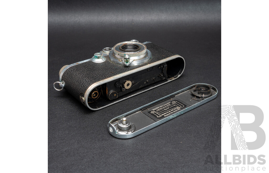 Leica IIIB 35mm LTM Rangefinder Camera Body (Ernst Leitz Wetzlar, 1939) Serial No. 348447 with Leitz Collapsible Elmar 50mm F/3.5 Lens