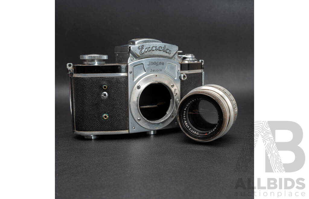 Kine Exakta Ihagee Exacta V-4 35mm Film SLR Camera with Case