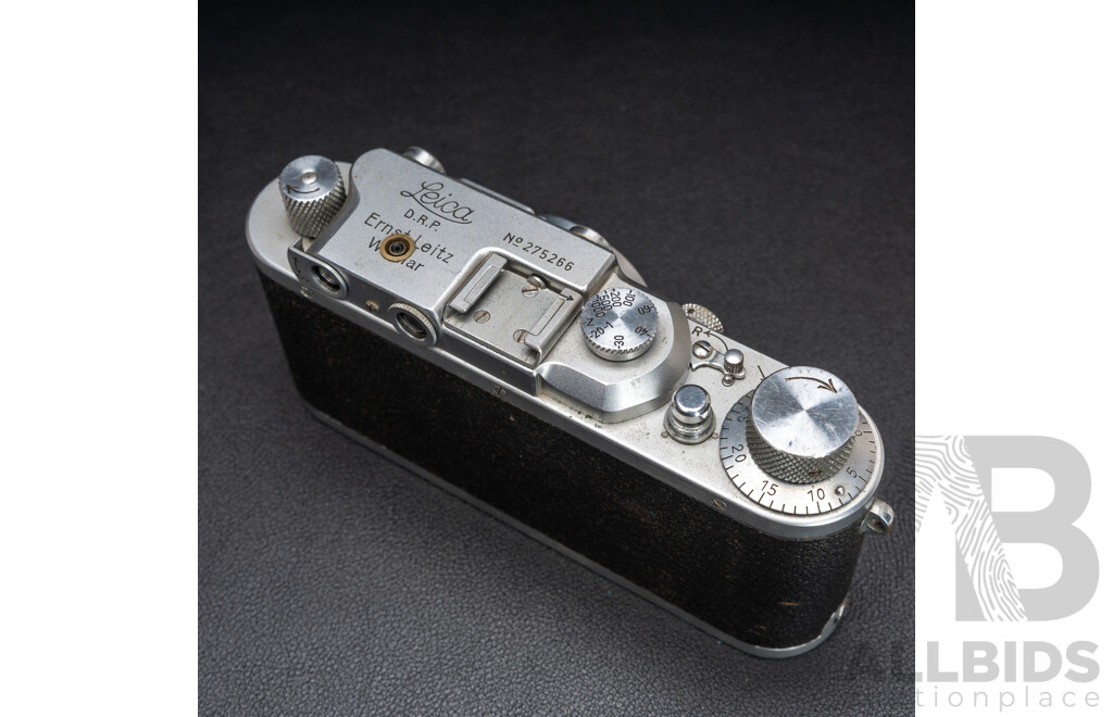 Leica IIIa D.R.P. Screw-Mount Rangefinder Camera (1938) Serial No. 275266 with Leitz Elmar 5cm F/3.5 Lens