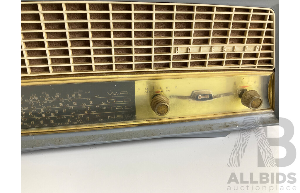 1950's Krisler 11-80 Valve Radio, Made in Australia