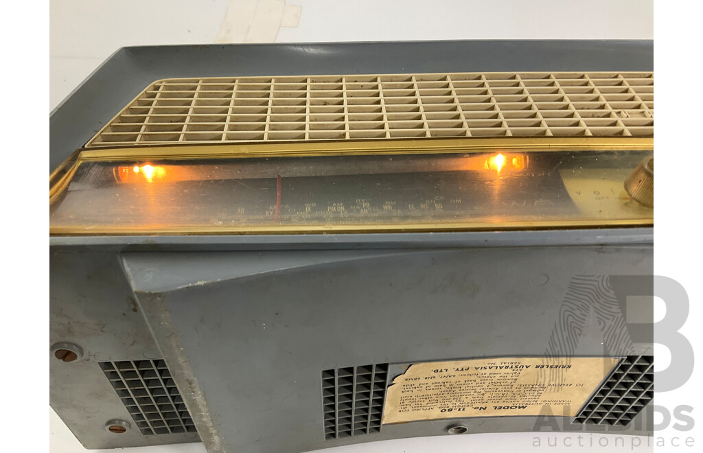 1950's Krisler 11-80 Valve Radio, Made in Australia
