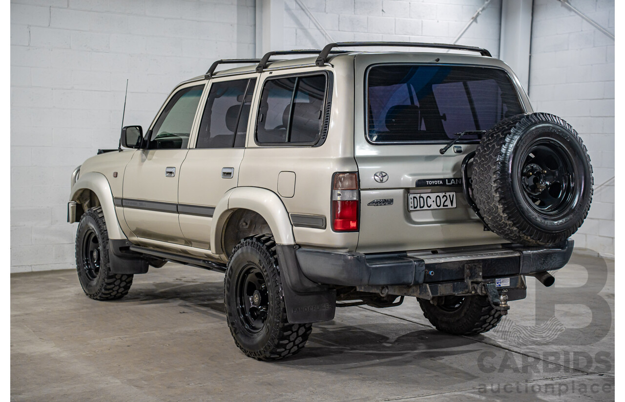 12/1995 Toyota Landcruiser GXL (4x4)  4d Wagon Golden Wheat Metallic Turbo V8 4.5L