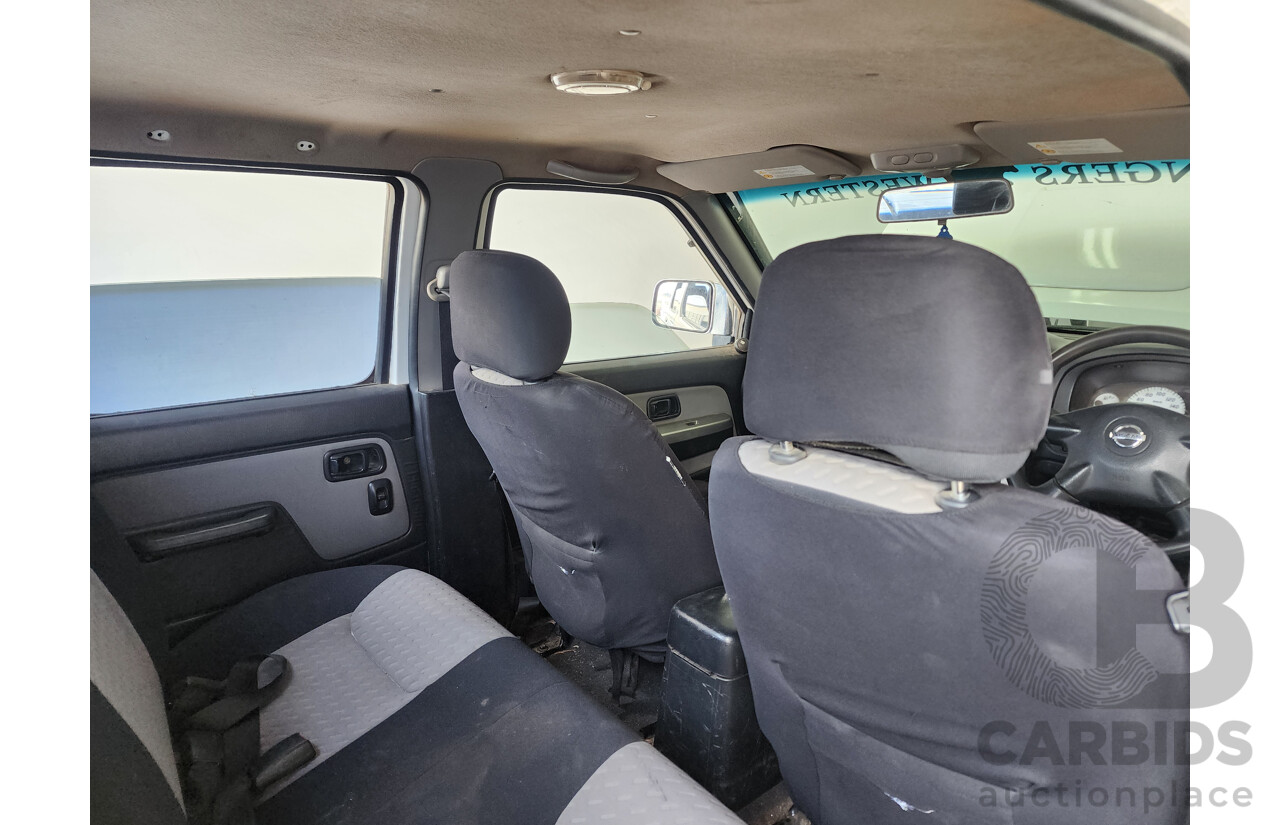 12/2011 Nissan Navara ST-R (4x4) D22 SERIES 5 Dual Cab P/Up White 2.5L