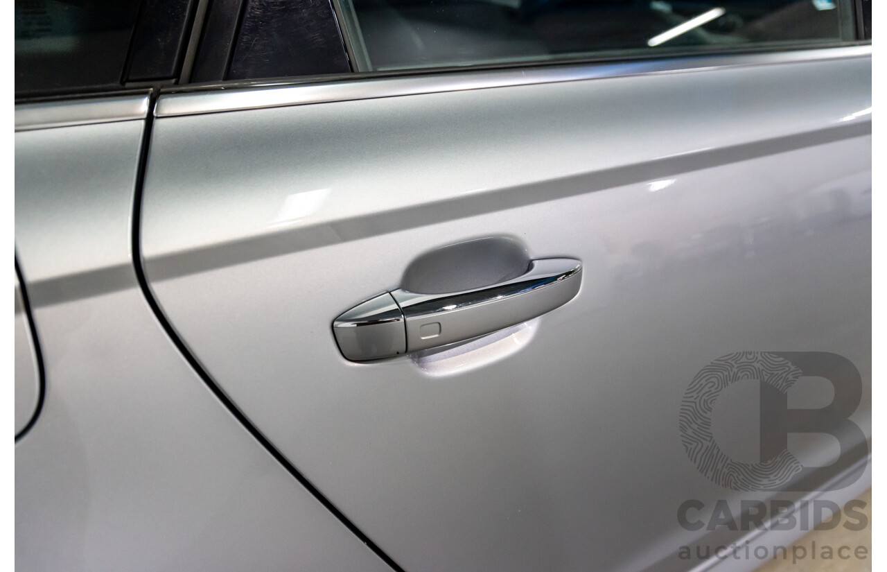 07/2017 Audi A6 S-Line 2.0 TFSI S-Tronic Quattro (AWD) 4GC MY18 4d Sedan Florett Silver Turbo 2.0L