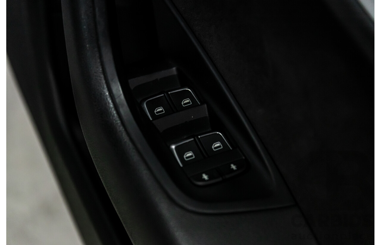 07/2017 Audi A6 S-Line 2.0 TFSI S-Tronic Quattro (AWD) 4GC MY18 4d Sedan Florett Silver Turbo 2.0L