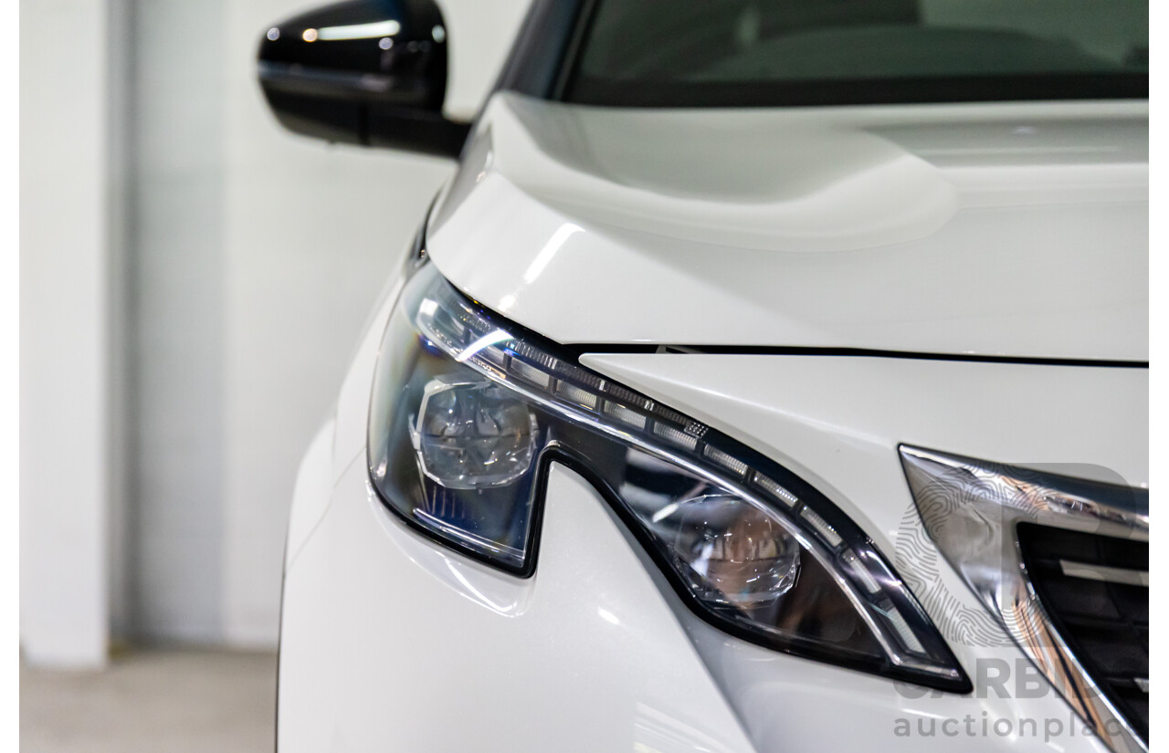 02/2018 Peugeot 5008 GT Line (FWD) P87 MY18.5 4d Wagon Pearl White Turbo 1.6L - 7 Seater