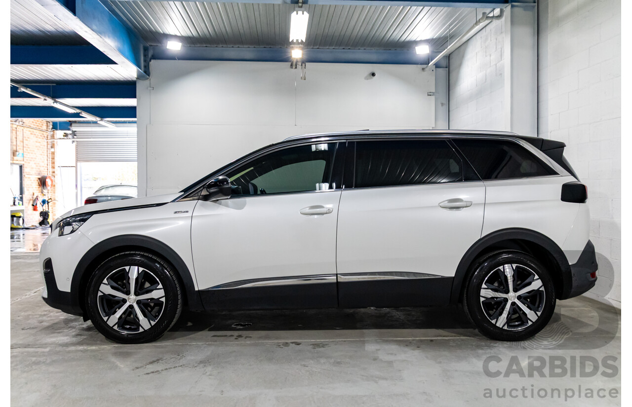 02/2018 Peugeot 5008 GT Line (FWD) P87 MY18.5 4d Wagon Pearl White Turbo 1.6L - 7 Seater
