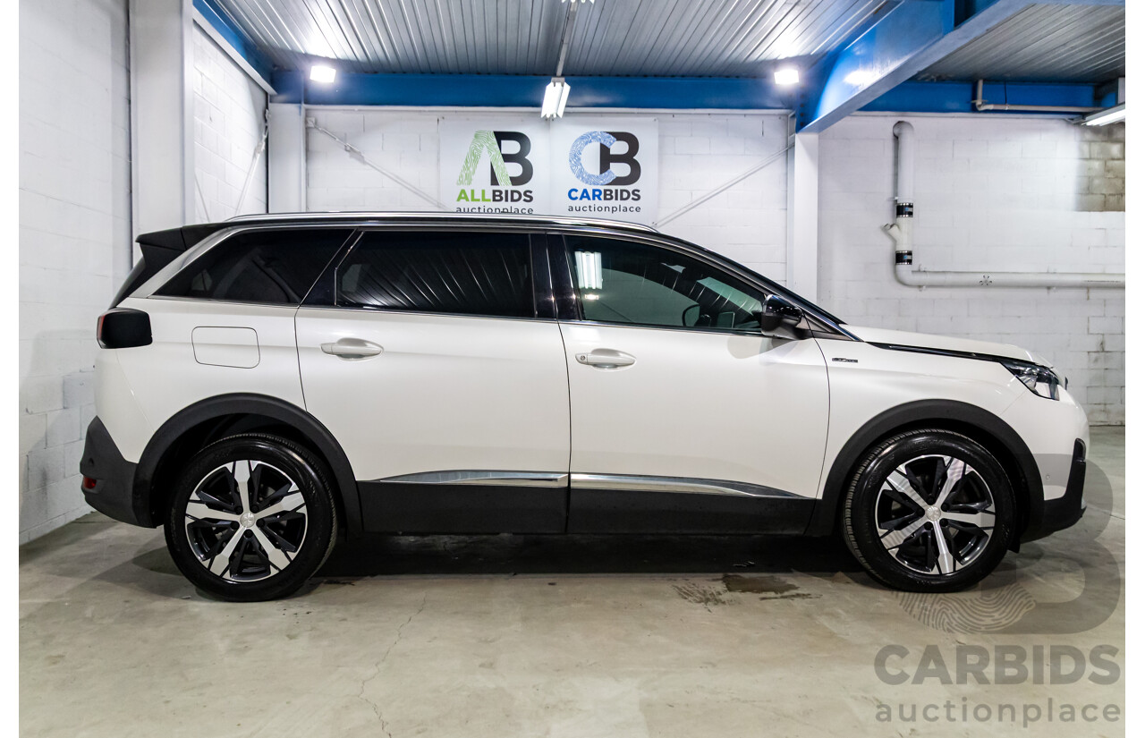 02/2018 Peugeot 5008 GT Line (FWD) P87 MY18.5 4d Wagon Pearl White Turbo 1.6L - 7 Seater