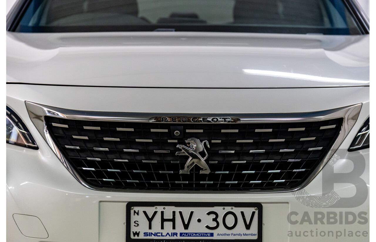02/2018 Peugeot 5008 GT Line (FWD) P87 MY18.5 4d Wagon Pearl White Turbo 1.6L - 7 Seater