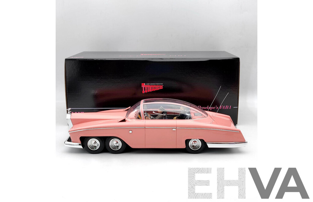 AMIE 1:18 Diecast Model Rolls Royce Thunderbirds Lady Penelope's FAB1 - Brand New