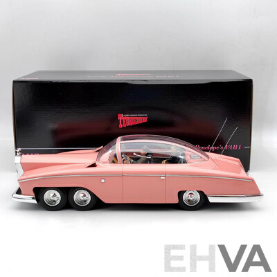 AMIE 1:18 Diecast Model Rolls Royce Thunderbirds Lady Penelope's FAB1 - Brand New