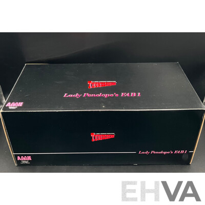 AMIE 1:18 Diecast Model Rolls Royce Thunderbirds Lady Penelope's FAB1 - Brand New
