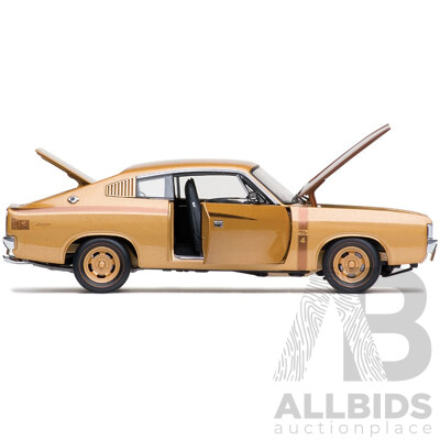 Classic Carlectables  1:18 Limited Edition Diecast Model E49 Charger 'Big Tank'-  50 Th Anniversary Gold Livery - Brand New