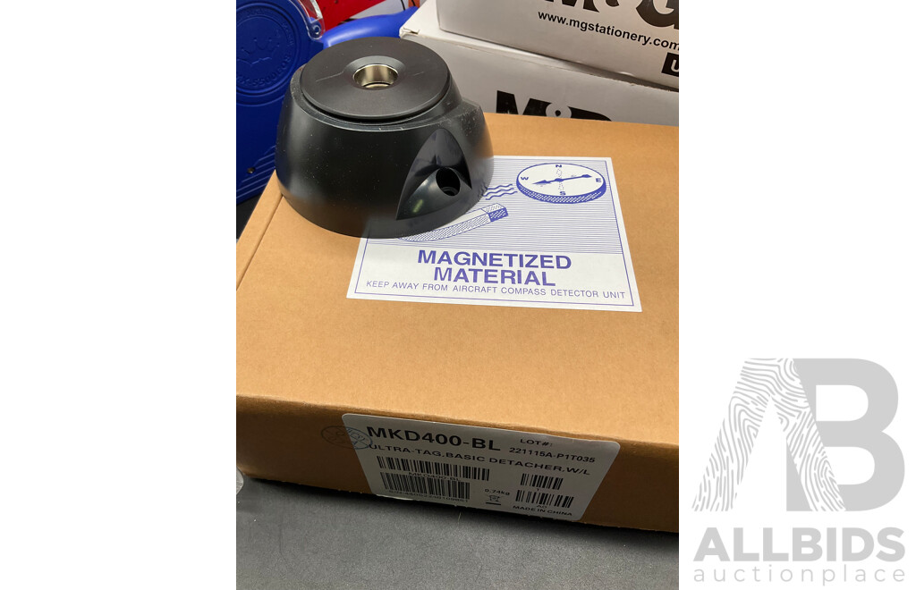 Metal Tag Detacher, MX5500 EOS Price Labellers and Utility Knifes - Lot of 55