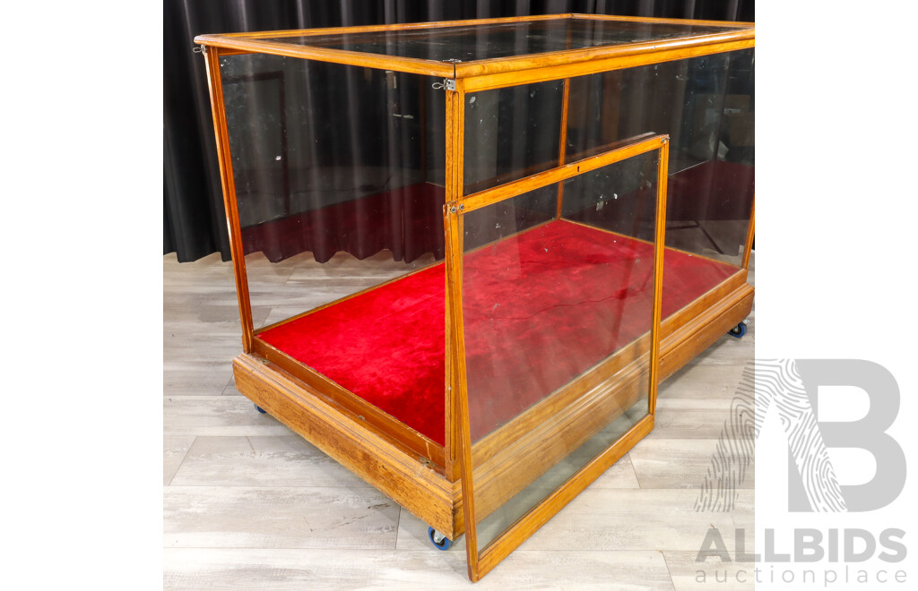 Large Vintage Oak Rolling Show Case