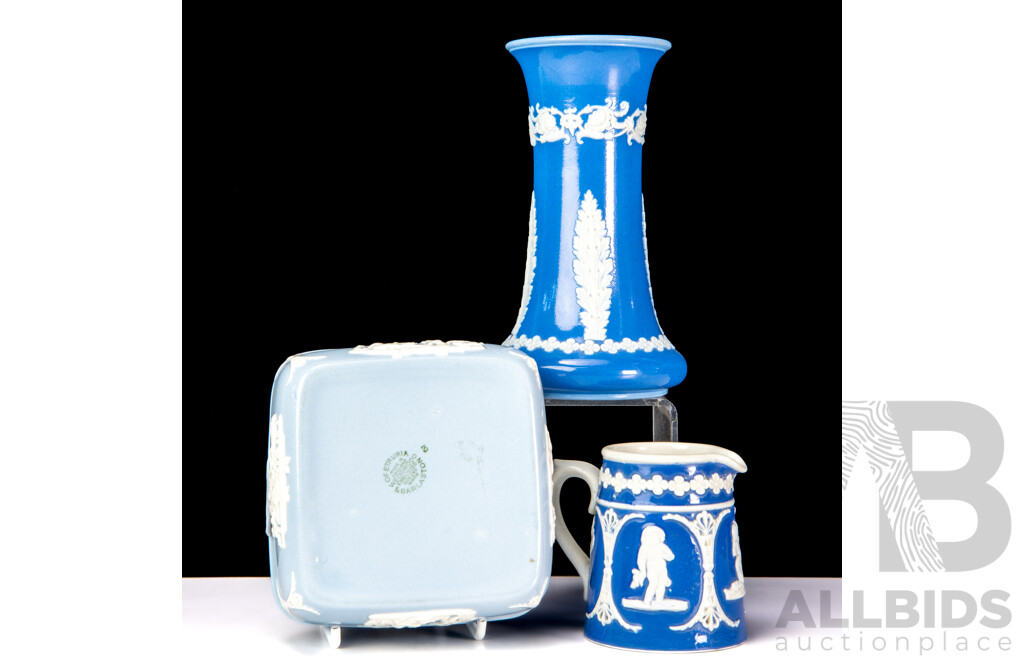 Two Pieces Vintage English Dudson Bros Blue and White Pieces Along with Wedgwood of Etruria Lidded Dish