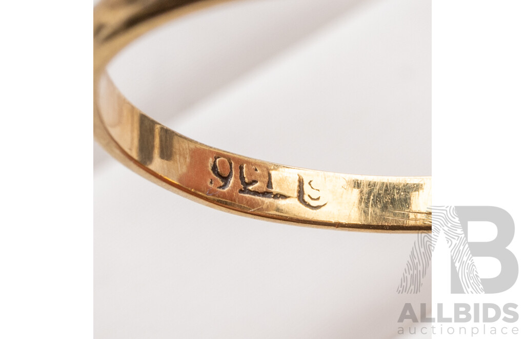 9ct Vintage Mid Blue Sapphire & White Sapphire Halo Ring, Size N, 2.11 Grams