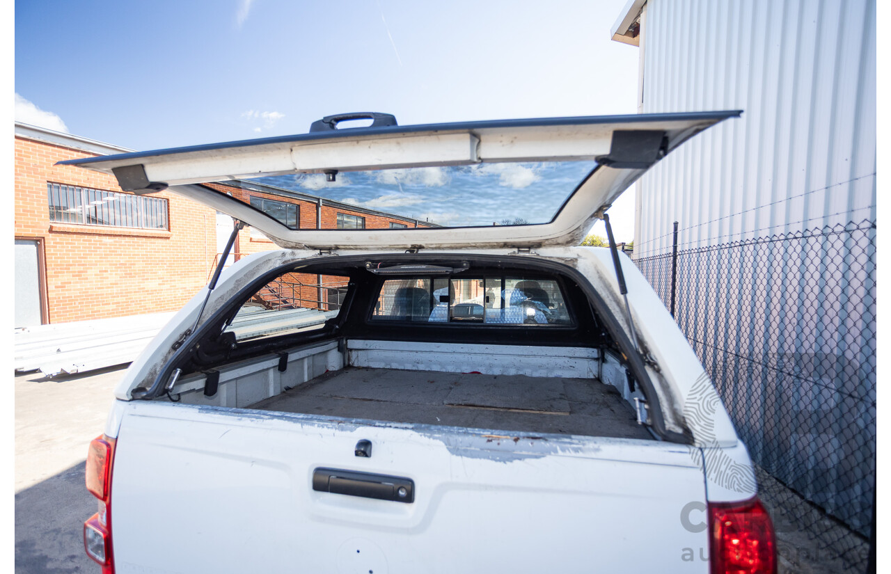 Holden Colorado LS RWD RG MY15 Crew Cab P/Up White 2.8L