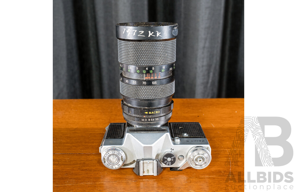 Vintage Zenite-ER 35mm SLR Camera with Zoom Lens