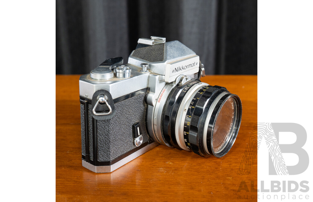 Vintage Nikkormat FT2 35mm SLR Film Camera with Nikkor 50mm f/2 Lens