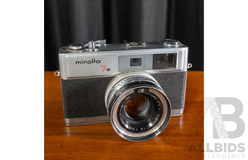 Vintage Minolta Hi-Matic 7s 35mm Film Rangefinder Camera with Rokkor-PF 45mm f/1.8 Lens