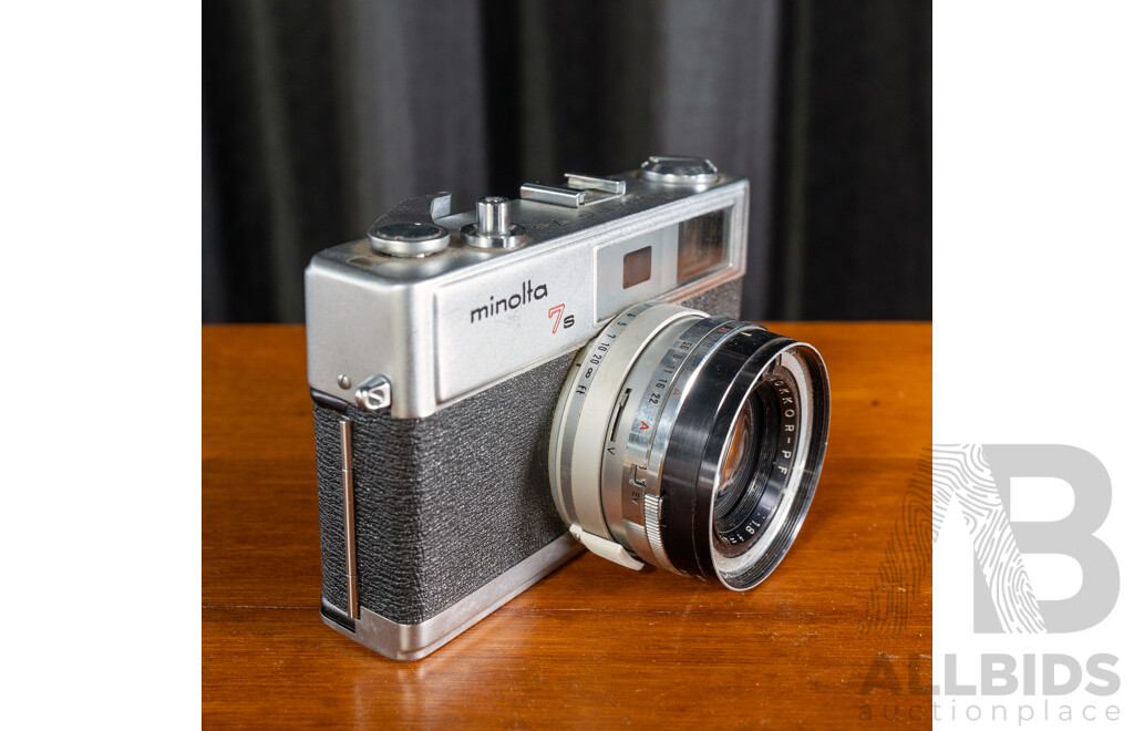 Vintage Minolta Hi-Matic 7s 35mm Film Rangefinder Camera with Rokkor-PF 45mm f/1.8 Lens