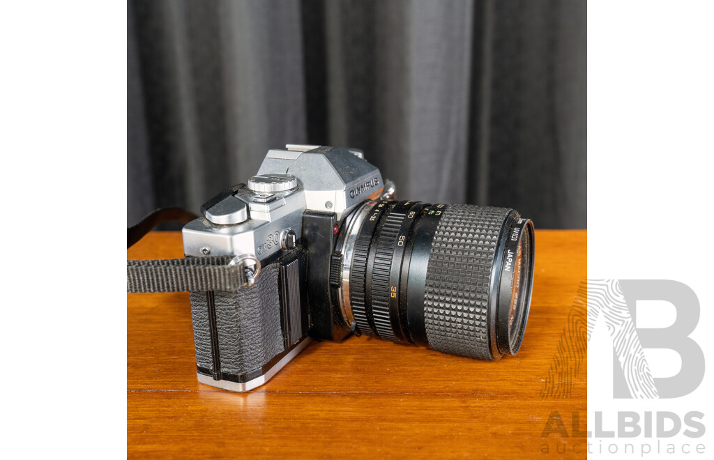Vintage Olympus OM30 35mm SLR Camera with Zuilar MC Auto Zoom 35 to 70mm F/3.5 to 4.5 Macro Lens