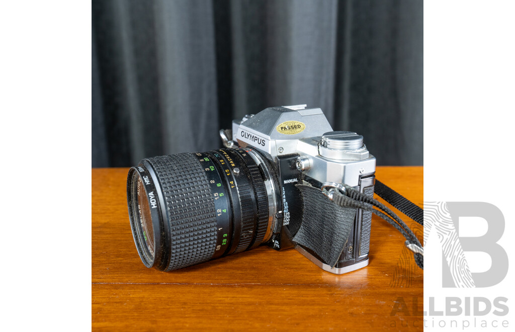 Vintage Olympus OM30 35mm SLR Camera with Zuilar MC Auto Zoom 35 to 70mm F/3.5 to 4.5 Macro Lens