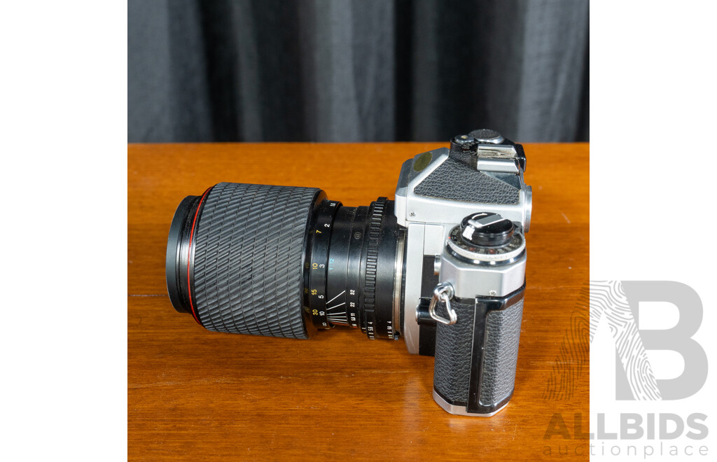 Nikon FE2 35mm SLR Camera with  Tokina SD 70-210mm
