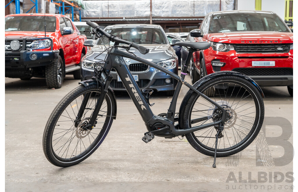 Trek Allant + 9 Speed Electric Bike with Extra Tyre