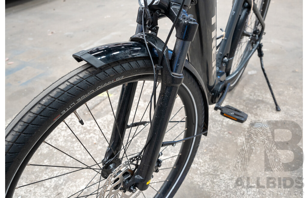 Trek Allant + 9 Speed Electric Bike with Extra Tyre